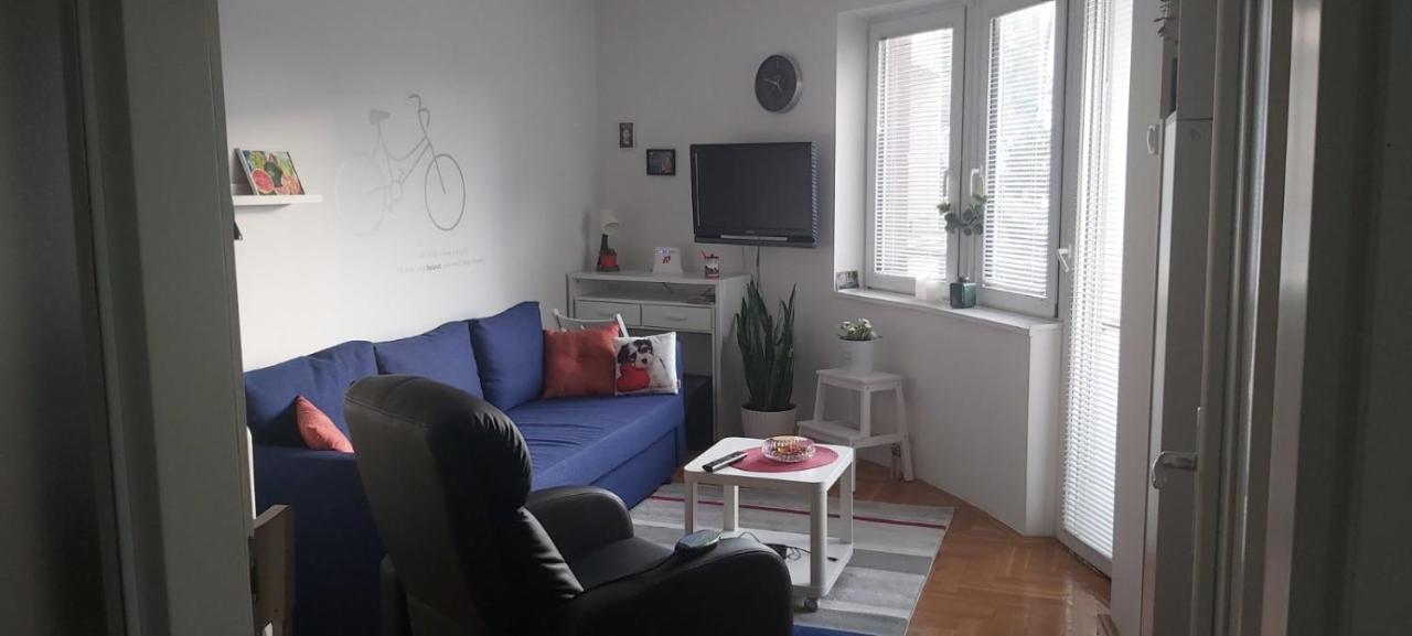 Anka Apartman สเมเดเรโว ภายนอก รูปภาพ